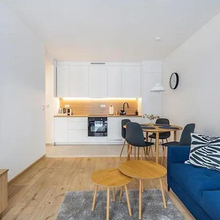 Czluchowska Apartment, Darmowy Parking * ורשה